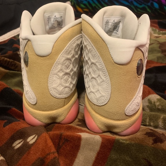 Jordan 13  Chinese New Year - Picture 2 of 4